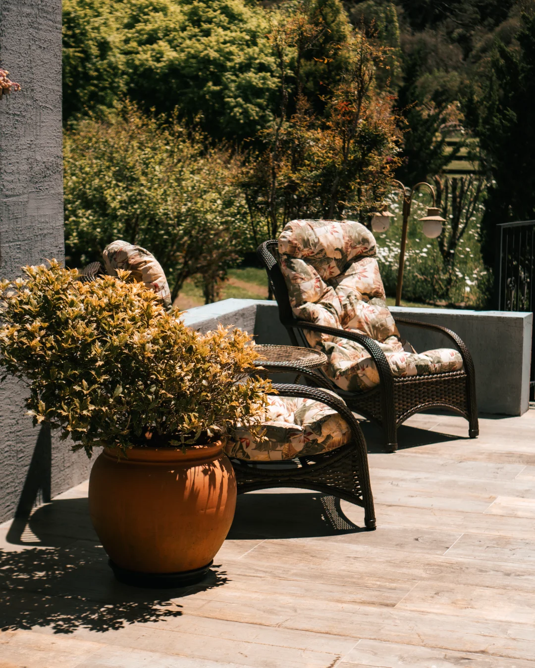 CantosEncantos-VarandaJardimNatureza