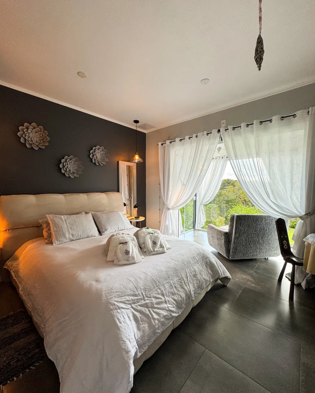 PousadaCantosEncantos-SuiteMasterHortensia6